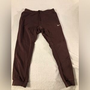 Nike Tapered Leg Sweatpants